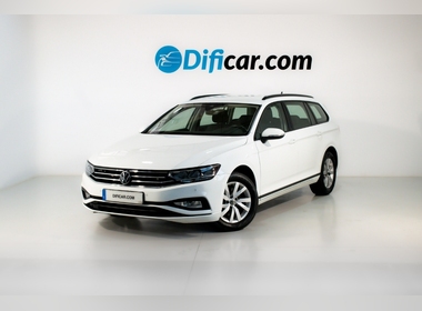 Volkswagen - Passat